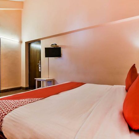 Oyo 807 Hotel Gopika International Goa Exterior photo