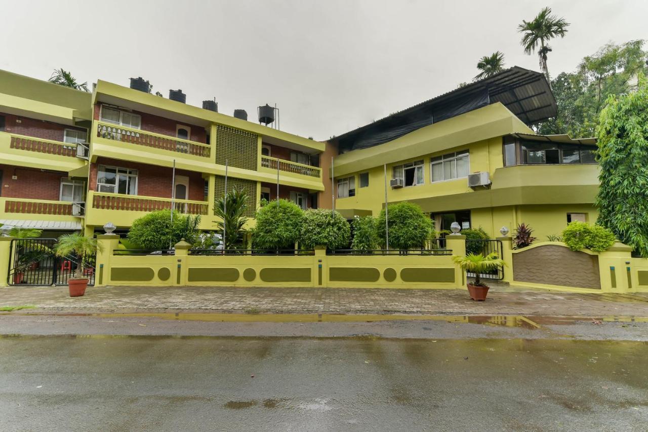 Oyo 807 Hotel Gopika International Goa Exterior photo